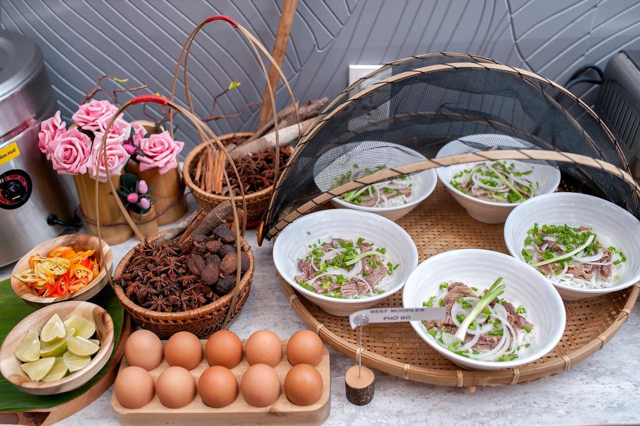 Adora Hotel Thành Pho Ho Chí Minh Esterno foto