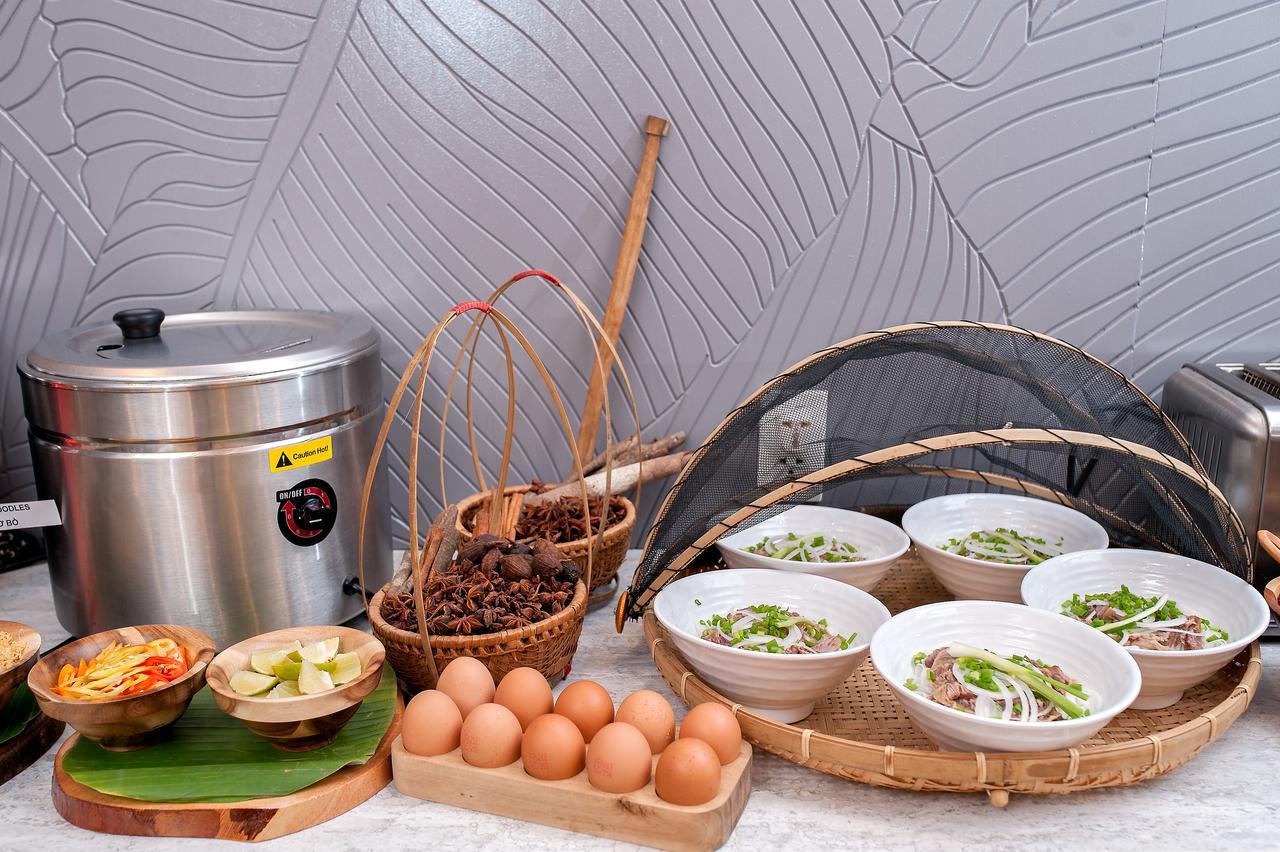 Adora Hotel Thành Pho Ho Chí Minh Esterno foto