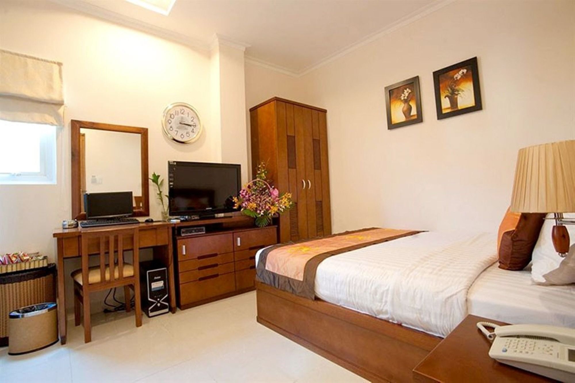 Adora Hotel Thành Pho Ho Chí Minh Esterno foto
